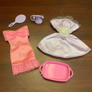 Barbie Sparkle Eyes Dressing Room Fashions